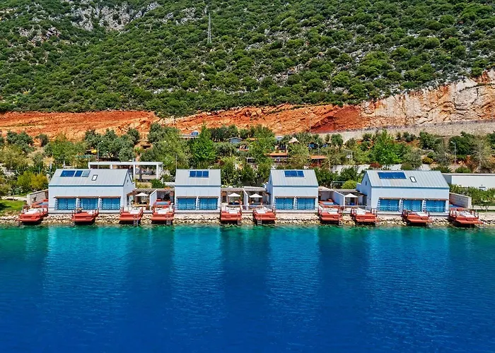 Hotell Doria Yacht Club 4*