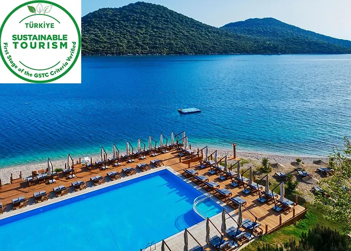 Doria Yacht Club Hotell 4*