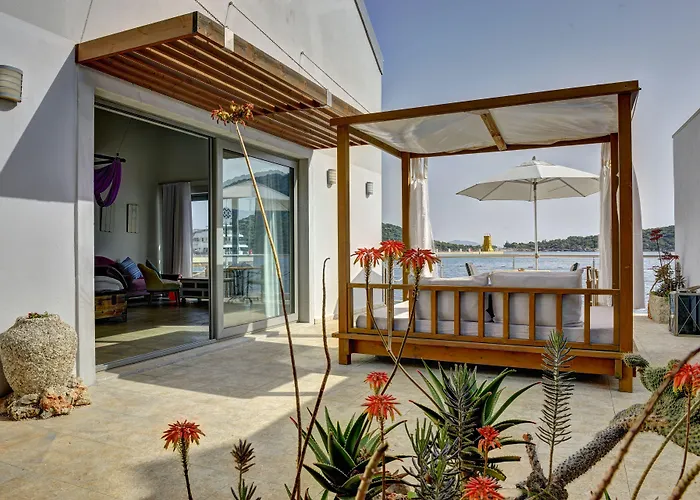 Hotell Doria Yacht Club