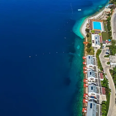 Отель Doria Yacht Club