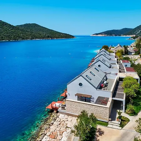 Doria Yacht Club Отель