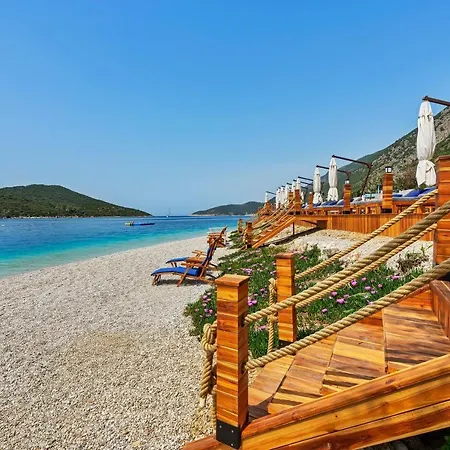 Ξενοδοχείο Doria Yacht Club 4*