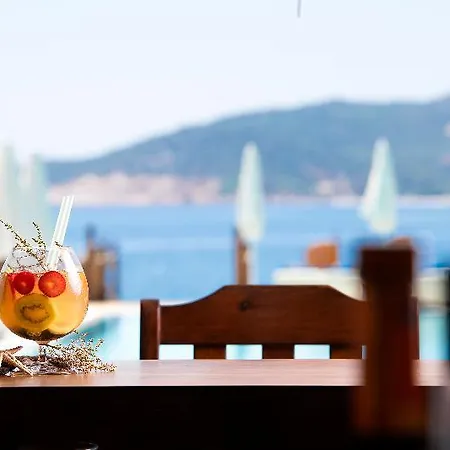 Hotel Doria Yacht Club 4*