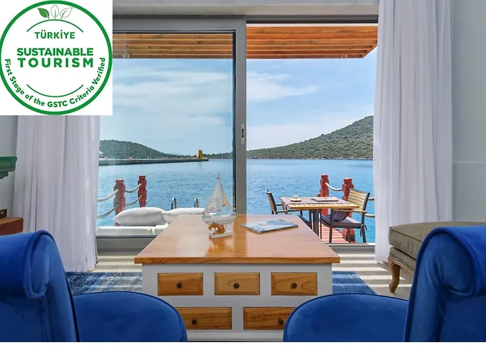 Doria Yacht Club Otel 4*