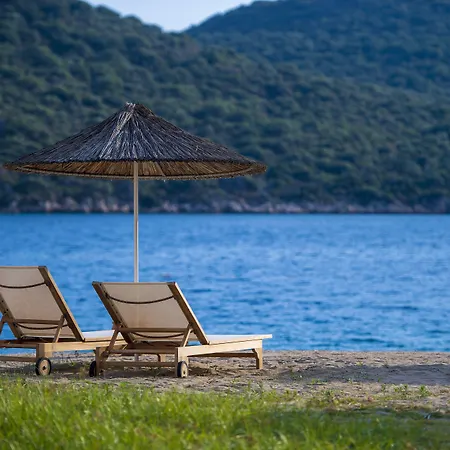 Doria Yacht Club 4*