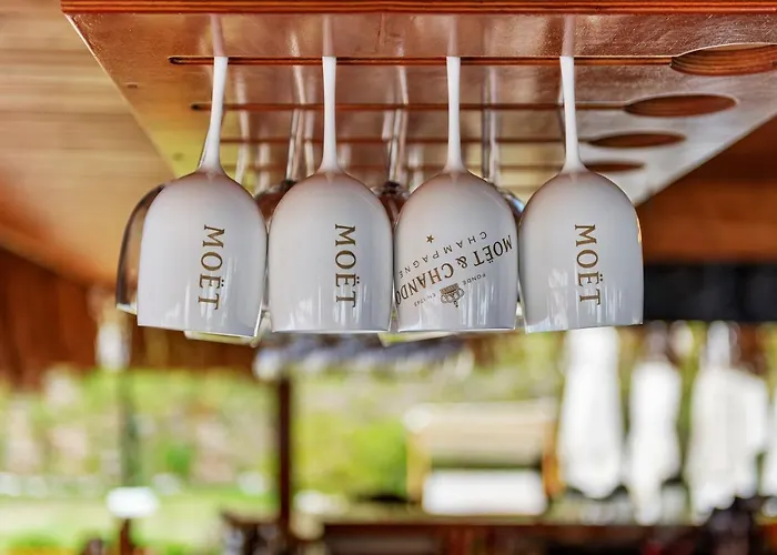 Doria Yacht Club 카스